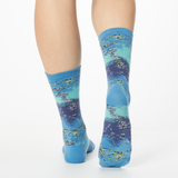 Back view of HOTSOX women's crew socks with Monet's Water Lillies pattern.