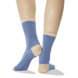 Women's Floral Texture Crew Socks Slate Back of Leg